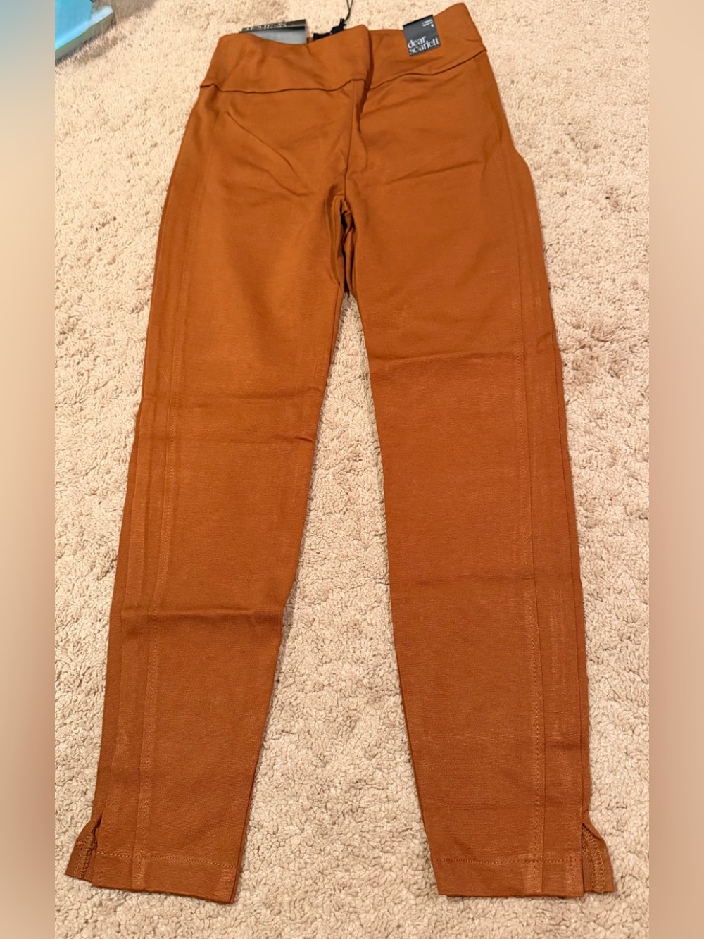 Dear Scarlett it’s Magic Skinny Pants NWT